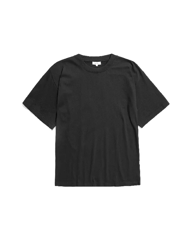 Statement T-ShirtsStandard Heavy T-shirt - Black