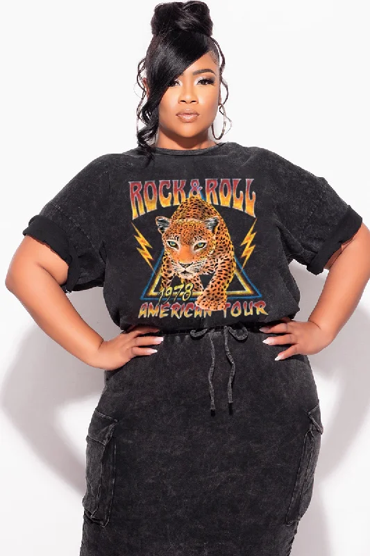 Final Sale Plus Size "Tour  " Graphic T-Shirt in Black Mineral FabricWomen's short sleeve tops