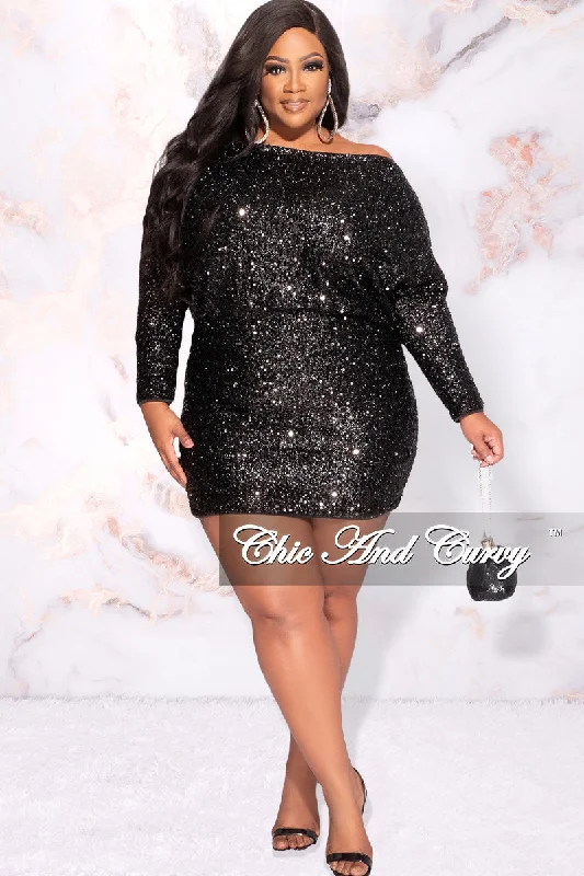 Final Sale Plus Size Sequin Dress in BlackLarge women's windproof tops