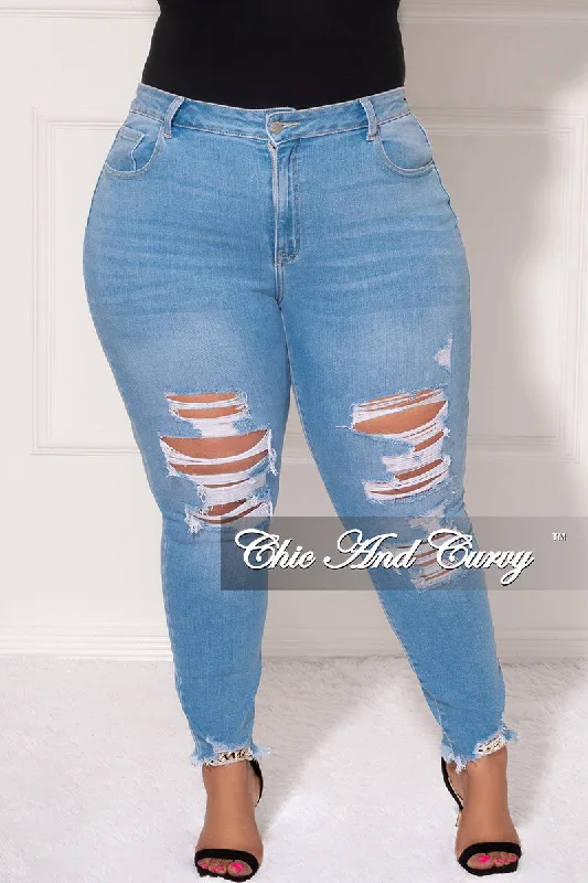 Final Sale Plus Size Distressed Jeans in Light DenimWomen's travel tops