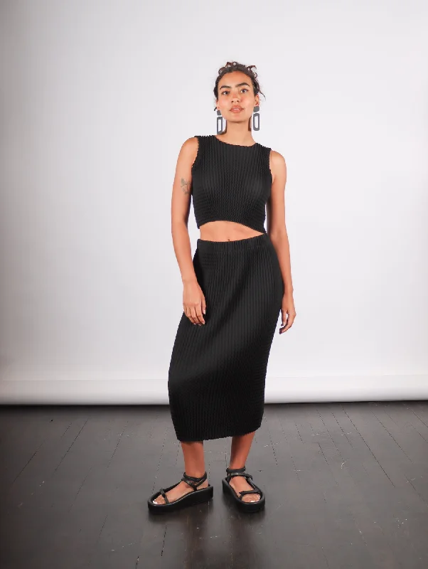 Spongy Skirt in Black by Issey Miyake