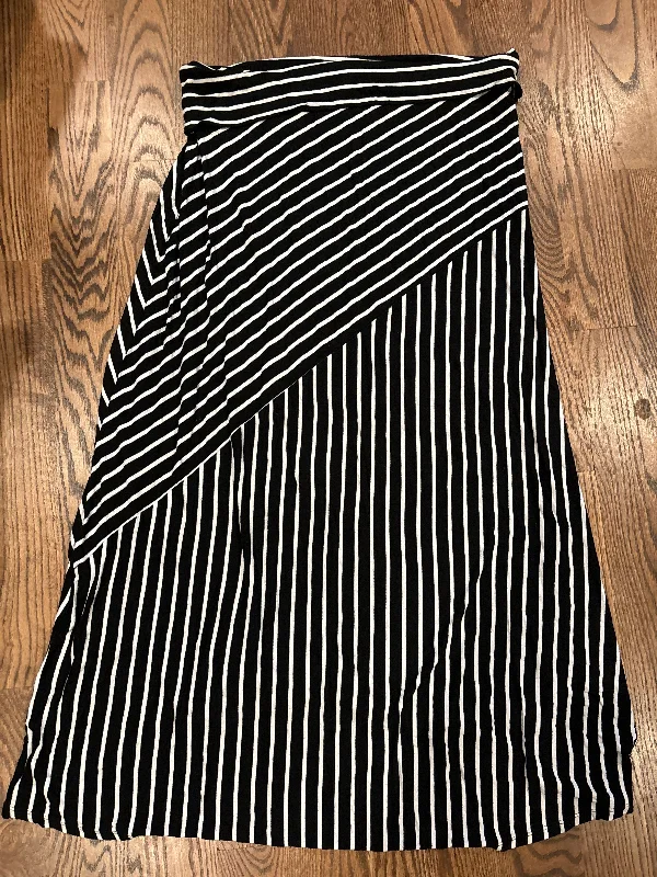 MIK black stripped skirt --- Box 1 Women's - XL